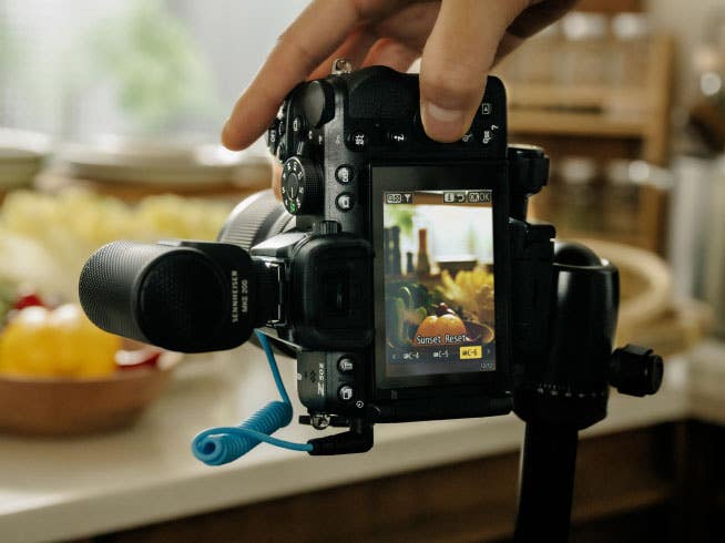 全新設計的用戶介面讓您能快速調整設定並存取 Picture Control 效果。| Nikon 相機、鏡頭&配件